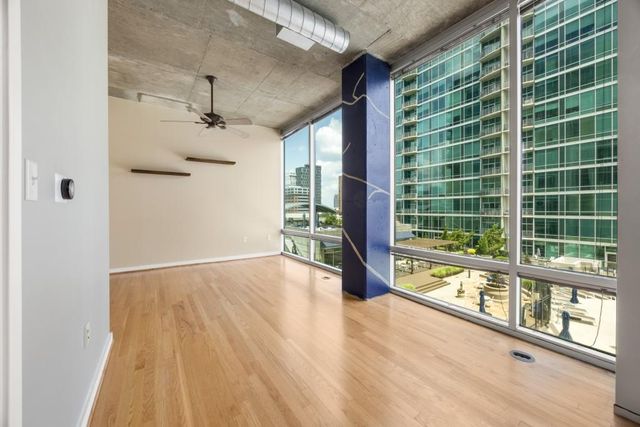 923 Peachtree NE Street 932, Atlanta, GA 30309