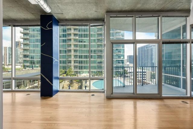 923 Peachtree NE Street 932, Atlanta, GA 30309