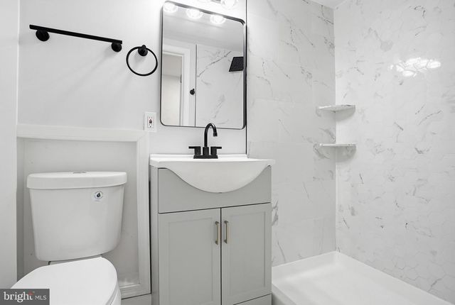4102 THE ALAMEDA, Baltimore, MD 21218