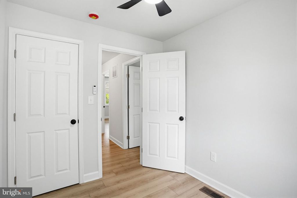 Image 15 of property listing at 4102 THE ALAMEDA, Baltimore, MD 21218