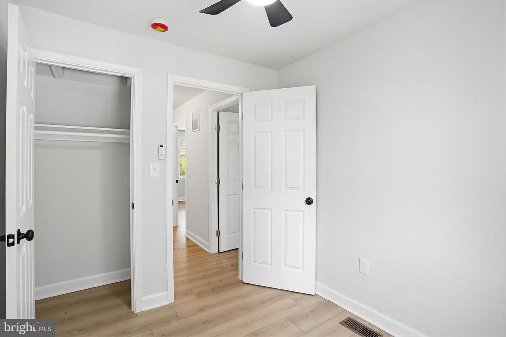 Image 16 of property listing at 4102 THE ALAMEDA, Baltimore, MD 21218