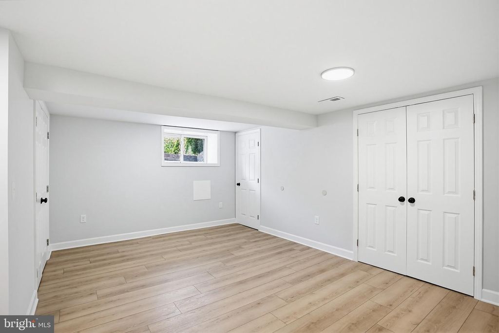 Image 25 of property listing at 4102 THE ALAMEDA, Baltimore, MD 21218