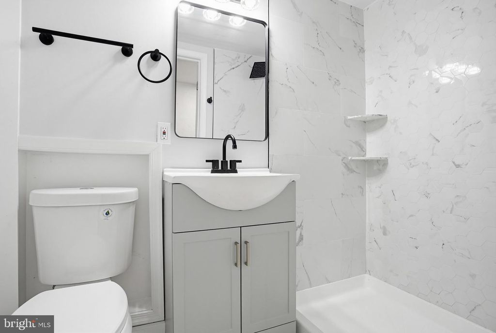 Image 29 of property listing at 4102 THE ALAMEDA, Baltimore, MD 21218