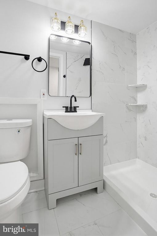 Image 30 of property listing at 4102 THE ALAMEDA, Baltimore, MD 21218