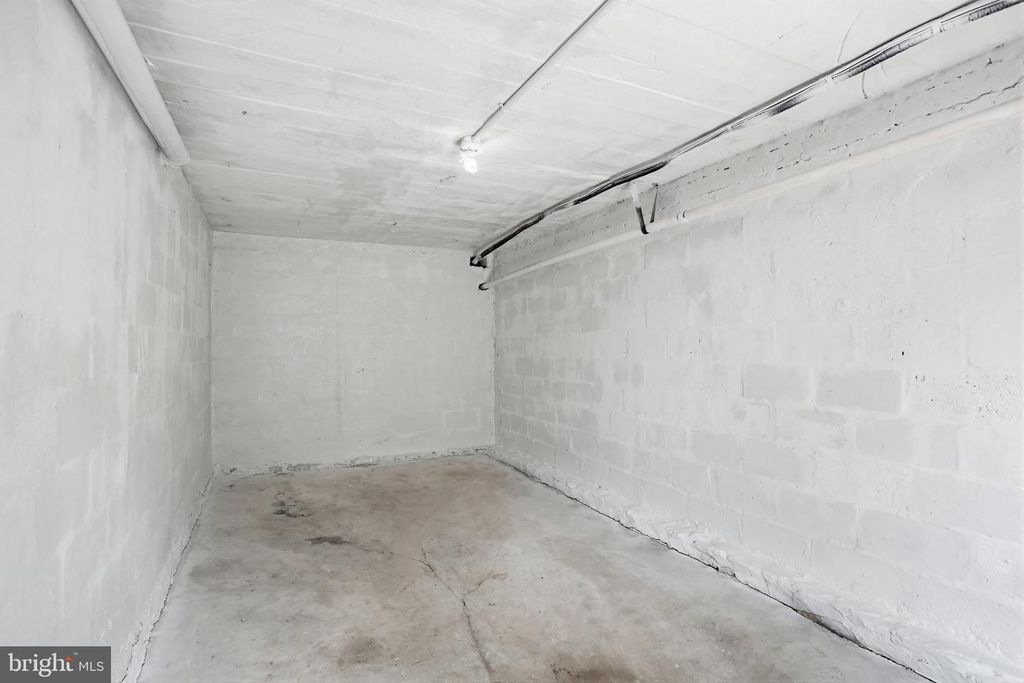 Image 31 of property listing at 4102 THE ALAMEDA, Baltimore, MD 21218