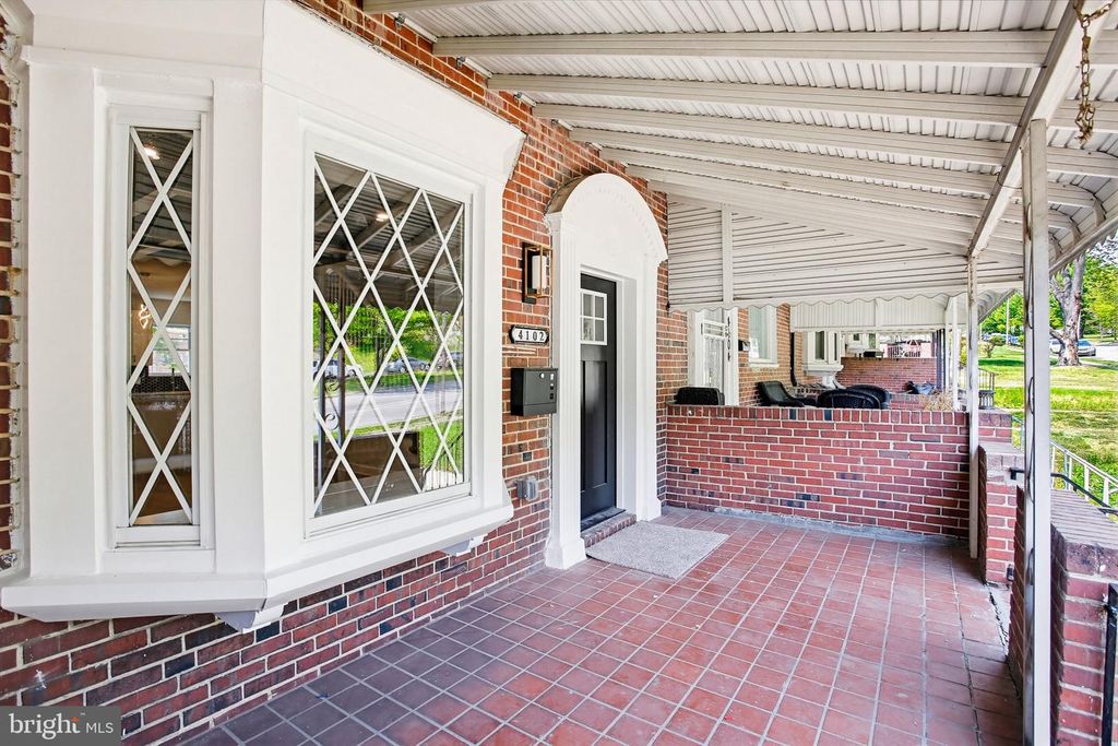 Image 32 of property listing at 4102 THE ALAMEDA, Baltimore, MD 21218