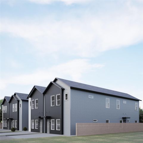 7841 Sunnyhill Street, Houston, TX 77088