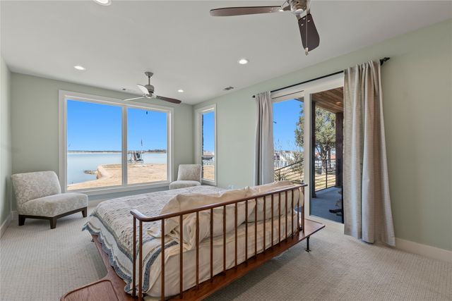 174 Ocean Drive, Gun Barrel City, TX 75156