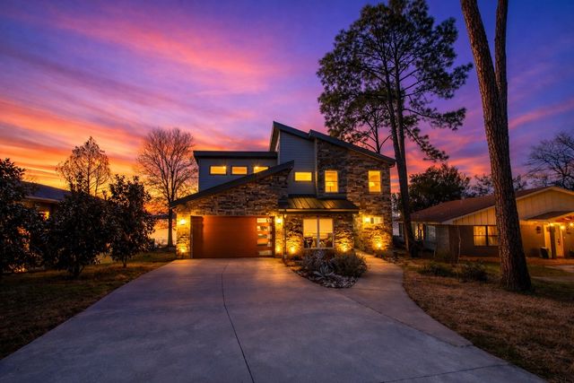 174 Ocean Drive, Gun Barrel City, TX 75156