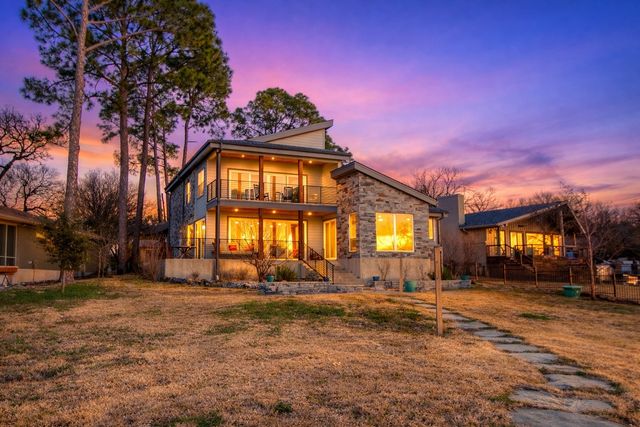 174 Ocean Drive, Gun Barrel City, TX 75156