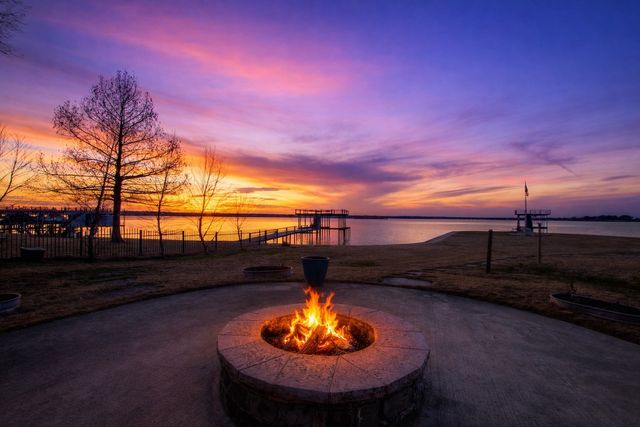 174 Ocean Drive, Gun Barrel City, TX 75156