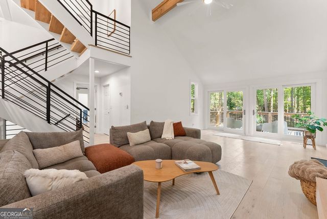 3040 Roxburgh Drive, Roswell, GA 30076