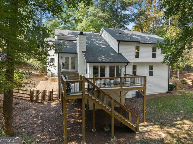 3040 Roxburgh Drive, Roswell, GA 30076