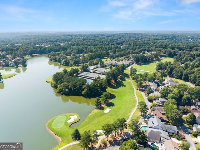 3040 Roxburgh Drive, Roswell, GA 30076