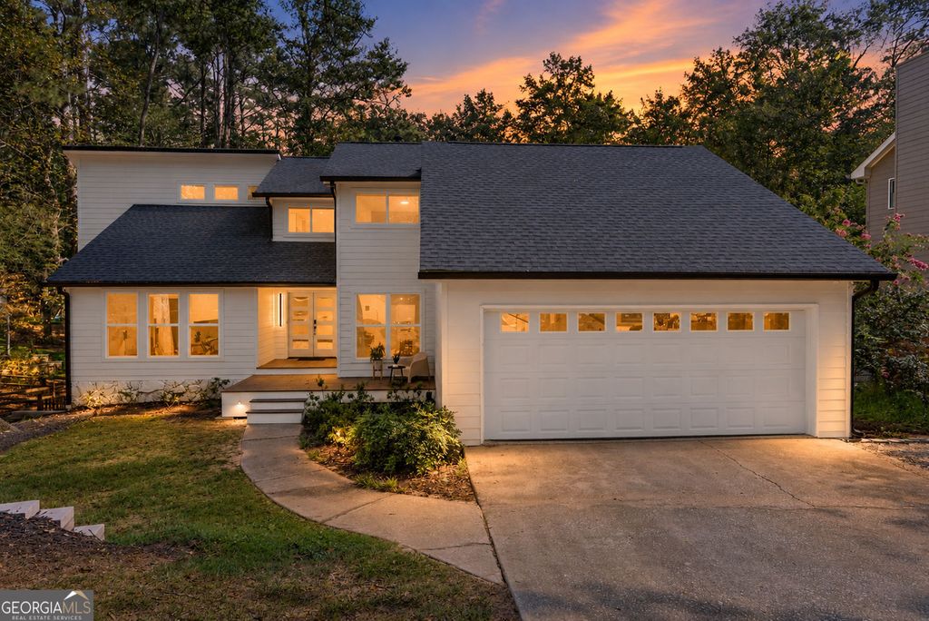3040 Roxburgh Drive, Roswell, GA 30076