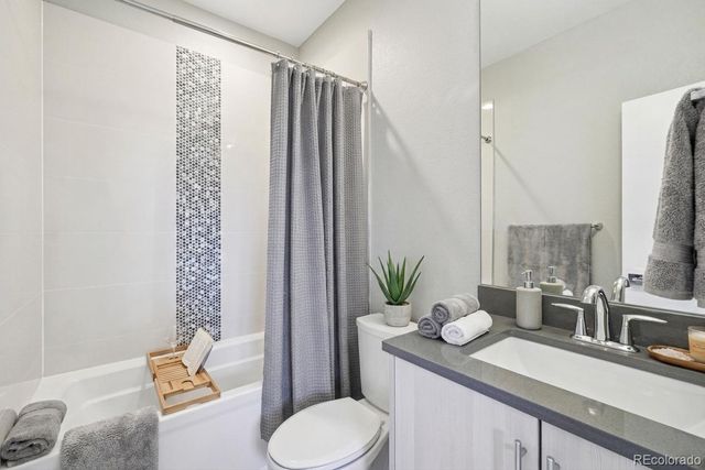 558 Madison Street, Denver, CO 80206