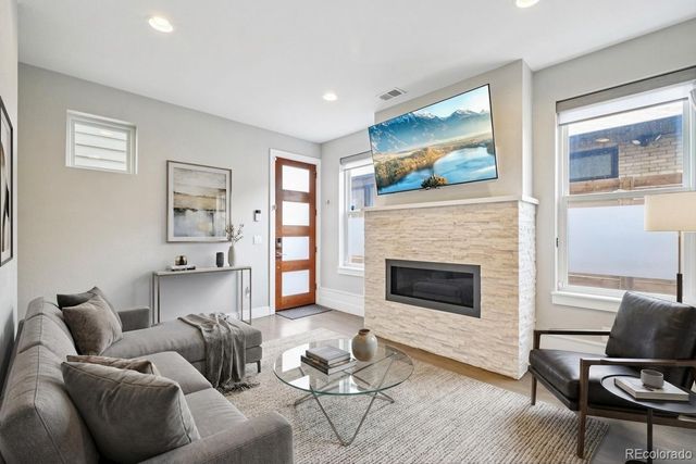 558 Madison Street, Denver, CO 80206