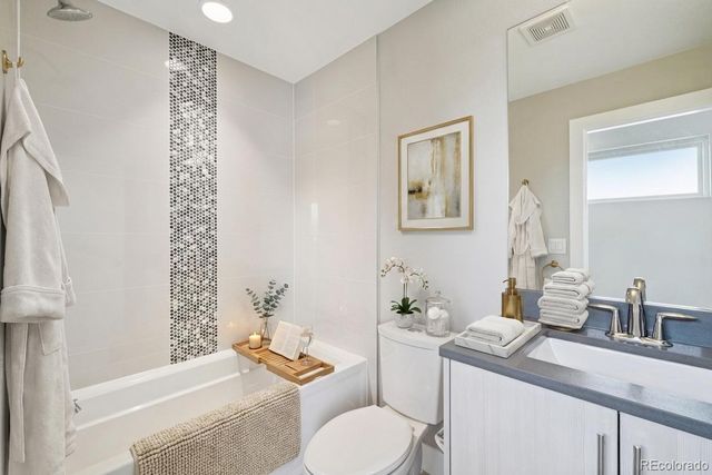 558 Madison Street, Denver, CO 80206