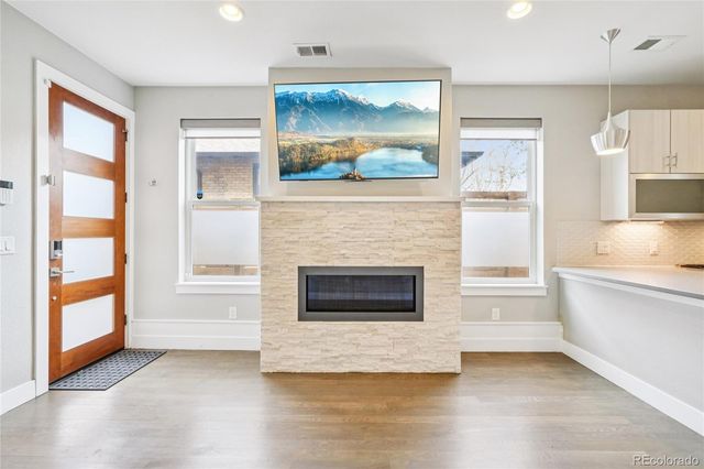 558 Madison Street, Denver, CO 80206