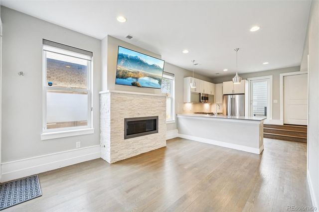 558 Madison Street, Denver, CO 80206