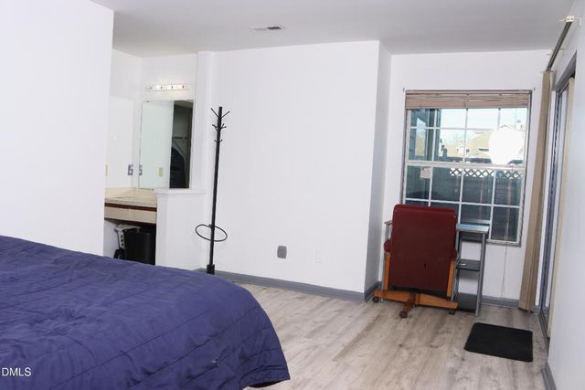 4907 Hollenden Drive 106, Raleigh, NC 27616