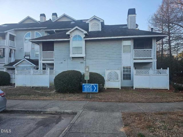 4907 Hollenden Drive 106, Raleigh, NC 27616