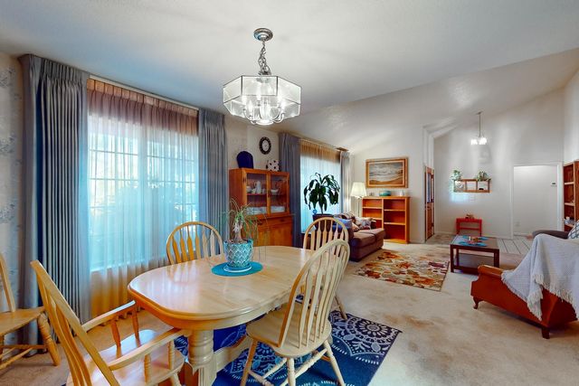 998 Mariposa Dr, Yuba City, CA 95991