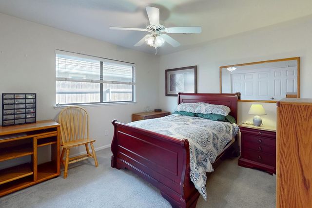 998 Mariposa Dr, Yuba City, CA 95991