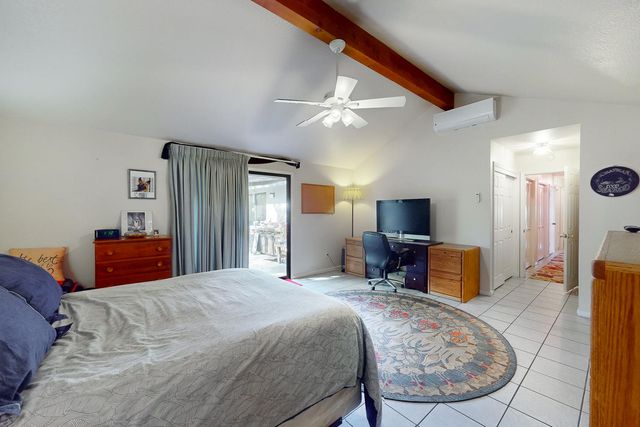 998 Mariposa Dr, Yuba City, CA 95991