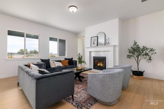 1268 W Bay St, Middleton, ID 83644