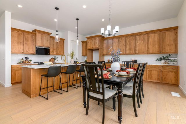 1268 W Bay St, Middleton, ID 83644