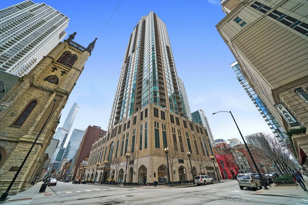 21 E Huron Street 706, Chicago, IL 60611