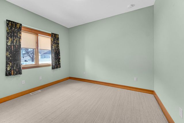 2425 Dickinson Road, Chesterton, IN 46304