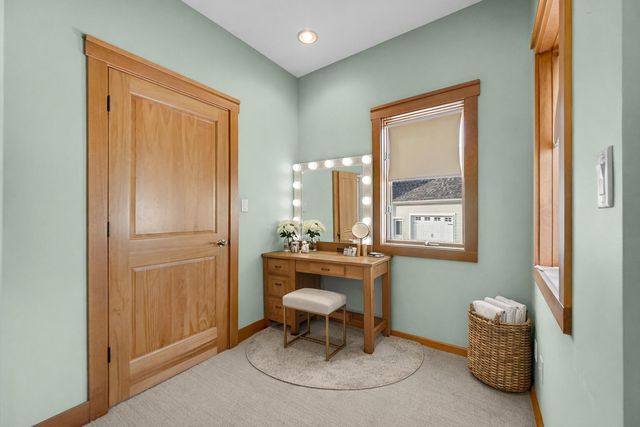 2425 Dickinson Road, Chesterton, IN 46304