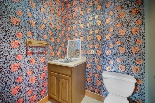 2425 Dickinson Road, Chesterton, IN 46304