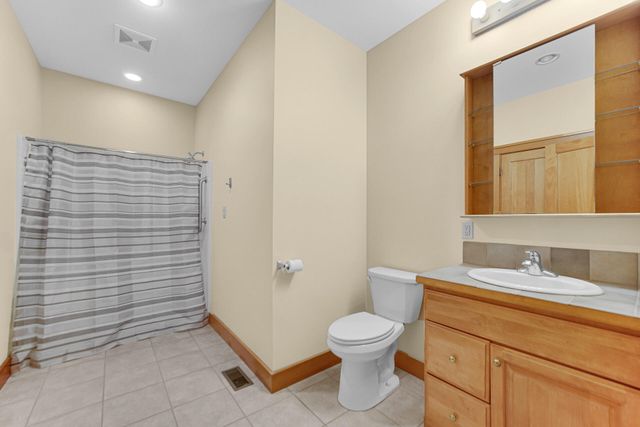 2425 Dickinson Road, Chesterton, IN 46304