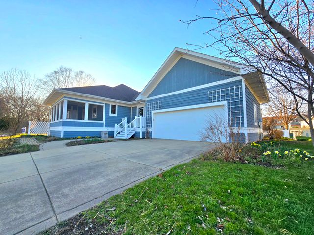 2425 Dickinson Road, Chesterton, IN 46304