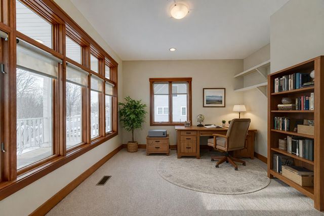 2425 Dickinson Road, Chesterton, IN 46304