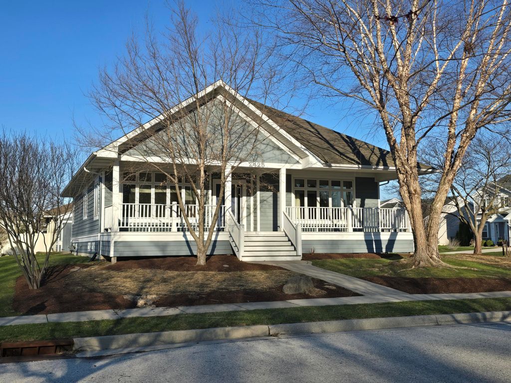 2425 Dickinson Road, Chesterton, IN 46304