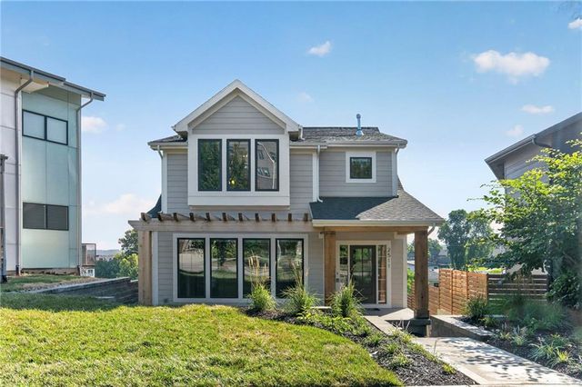 2511 Forest Avenue, Kansas City, MO 64108