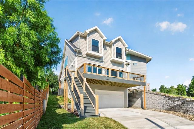 2511 Forest Avenue, Kansas City, MO 64108