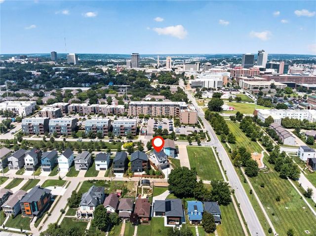2511 Forest Avenue, Kansas City, MO 64108