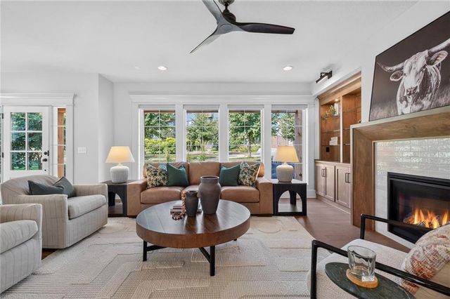 2511 Forest Avenue, Kansas City, MO 64108