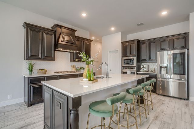 1203 Dove Ridge Drive, Mansfield, TX 76063