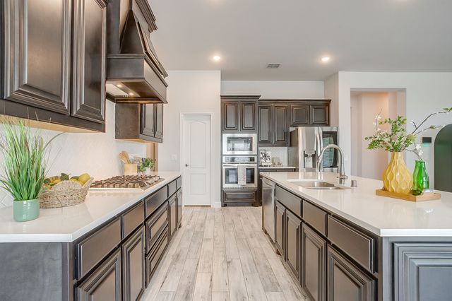 1203 Dove Ridge Drive, Mansfield, TX 76063