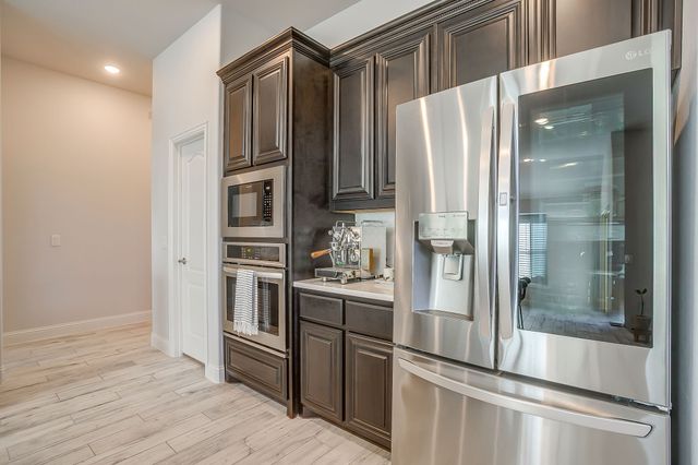 1203 Dove Ridge Drive, Mansfield, TX 76063