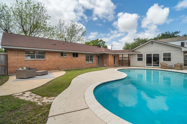 1014 Grace Street, Deer Park, TX 77536