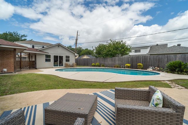 1014 Grace Street, Deer Park, TX 77536