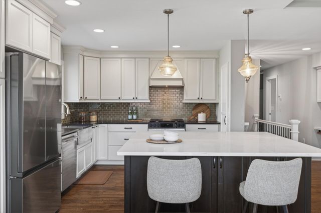 6008 Virginia Avenue S, Edina, MN 55424