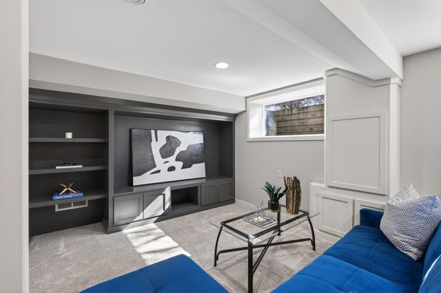 6008 Virginia Avenue S, Edina, MN 55424